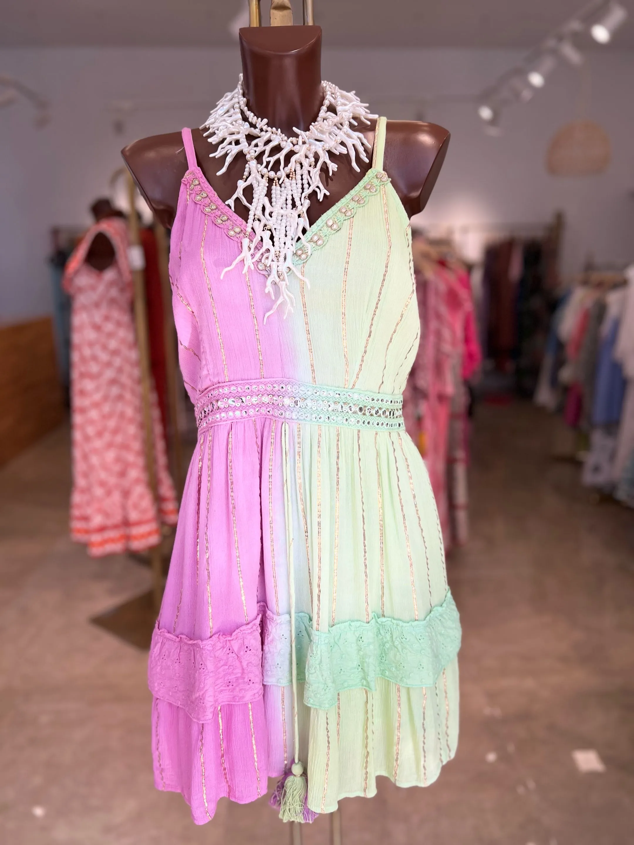 Vestido Corto Bicolor